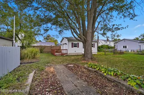 112 Tyler Dr, Walbridge, OH 43465 photo 47