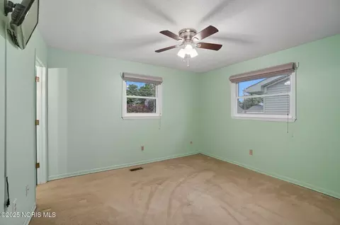 112 Tyler Dr, Walbridge, OH 43465 photo 27
