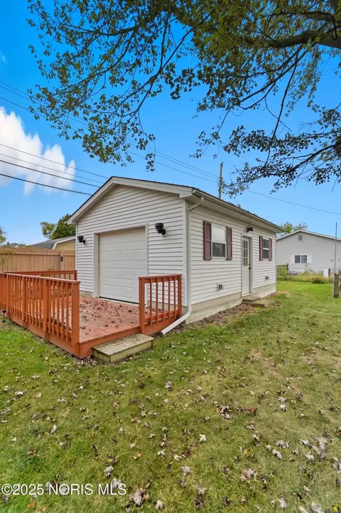 112 Tyler Dr, Walbridge, OH 43465 photo 49