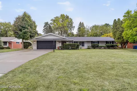 3607 Roberta Dr, Toledo, OH 43614