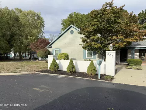 505 Bright Rd, Findlay, OH 45840