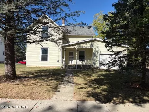 212 S Lawn Ave, Bluffton, OH 45817