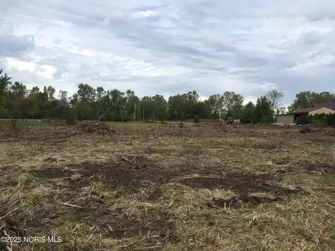 8800 Cedar Point Rd, Oregon, OH 43616