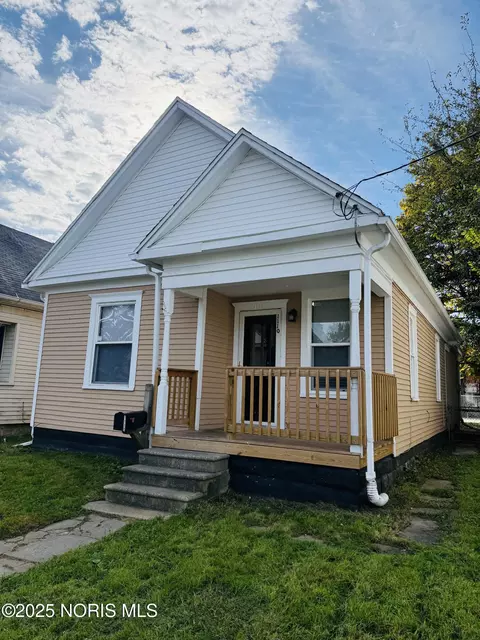1110 Camden St, Toledo, OH 43605