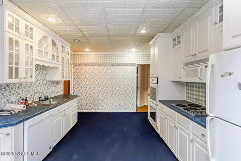 Kitchen - 504 E Main St, Leipsic, OH 45856 photo 3 of 10