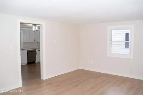 Living - 418 E Baldwin St, Paulding, OH 45879 photo 6 of 12