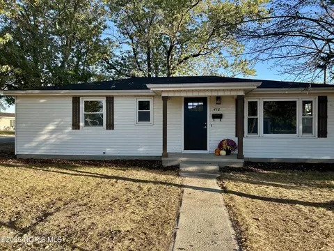 Exterior - 418 E Baldwin St, Paulding, OH 45879 photo 1 of 2