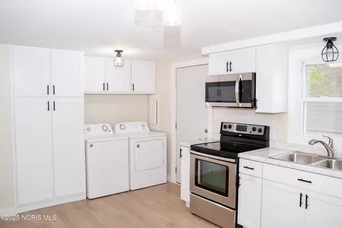 Other - 418 E Baldwin St, Paulding, OH 45879 photo 5 of 16