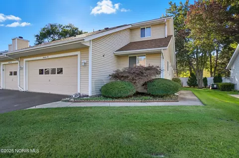 6955 Dorr St #25, Toledo, OH 43615