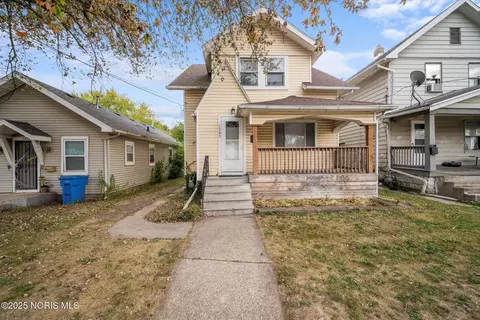 1207 E Broadway St, Toledo, OH 43605