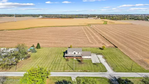 22771 W Holt Harrigan Rd, Genoa, OH 43430