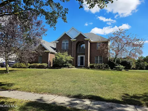 3223 Estuary Pl, Maumee, OH 43537