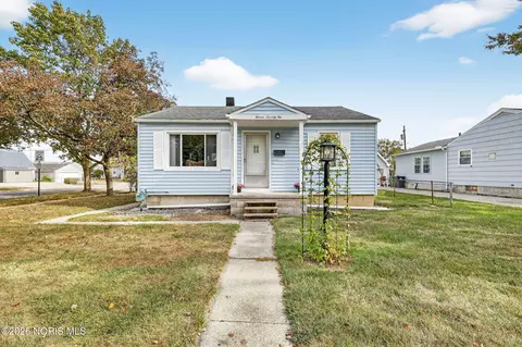 1172 Shelly Ave, Maumee, OH 43537
