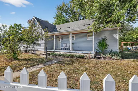 2094 Kelsey Ave, Toledo, OH 43605
