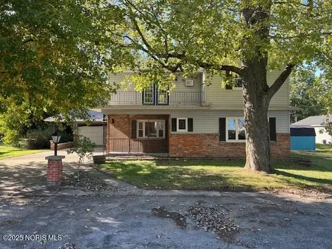 117 Maple St, Bradner, OH 43406