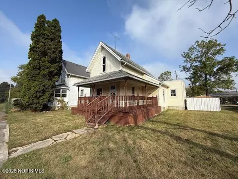 514 E Lytle St, Fostoria, OH 44830