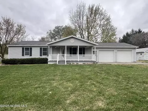 20 Ash Dr, Attica, OH 44807