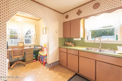 411 E Hamilton St, Bryan, OH 43506 photo 13