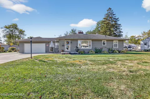 1135 Richland St, Maumee, OH 43537