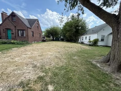 219 Sunset Blvd, Toledo, OH 43612