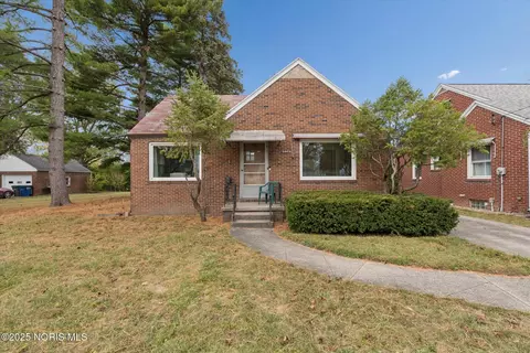 4528 Devonshire Rd, Toledo, OH 43614