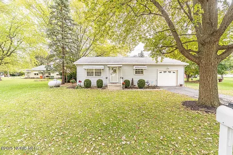 205 N Scott St, Arcadia, OH 44804