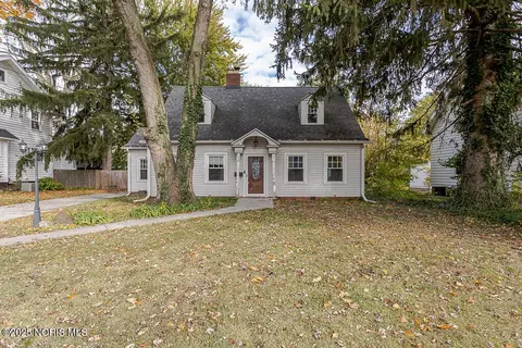 2316 Westbrook Dr, Toledo, OH 43613