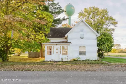 154 W Henderson St, Rawson, OH 45881