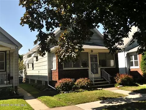 324 E Oakland St, Toledo, OH 43608