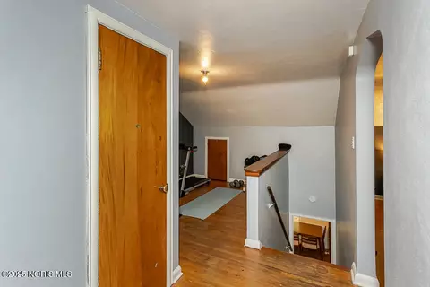 Entry Way - 802 Cuthbert Rd, Toledo, OH 43607 photo 2 of 2