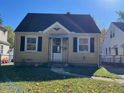 743 W Gramercy Ave, Toledo, OH 43612