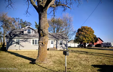 24764 Bradner Rd, Genoa, OH 43430
