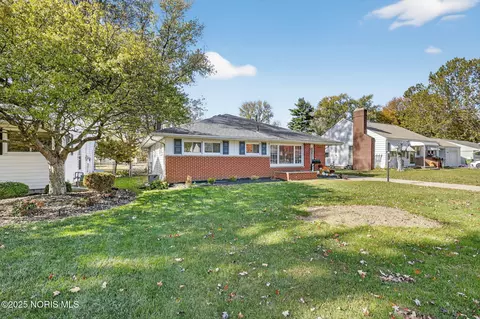 1059 Leith St, Maumee, OH 43537 photo 3