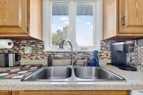 1059 Leith St, Maumee, OH 43537 photo 19