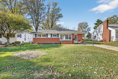 1059 Leith St, Maumee, OH 43537