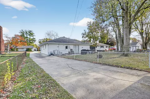 1059 Leith St, Maumee, OH 43537 photo 41