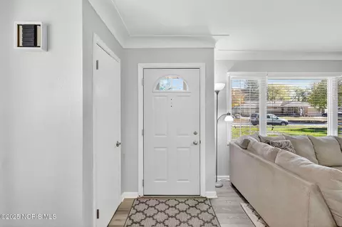 1059 Leith St, Maumee, OH 43537 photo 7