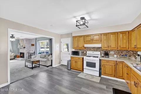 1059 Leith St, Maumee, OH 43537 photo 16