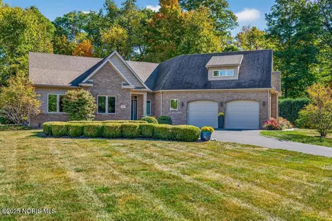 4049 Secluded Ravine Ct, Maumee, OH 43537