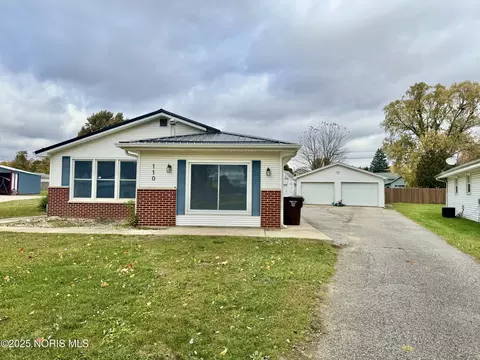 110 Sholl Ter, Hicksville, OH 43526