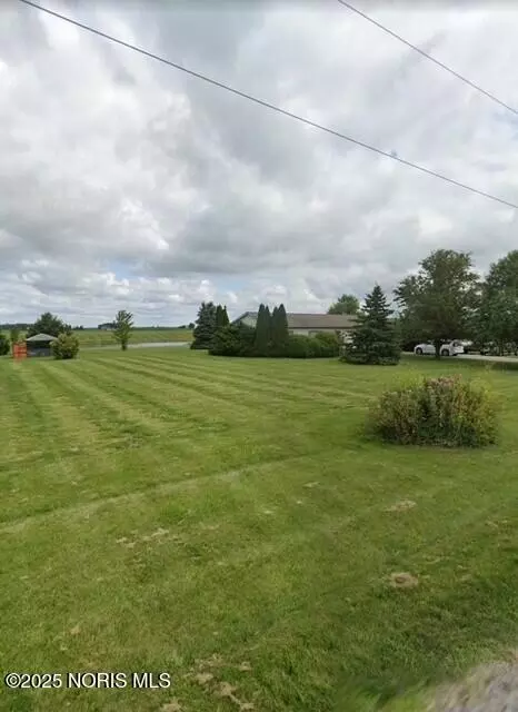 16600 Tyler Rd, Bowling Green, OH 43402