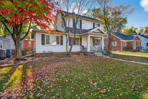 1809 Strathmoor Ave, Toledo, OH 43614