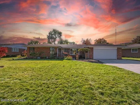 4311 Garden Estates Dr, Toledo, OH 43623