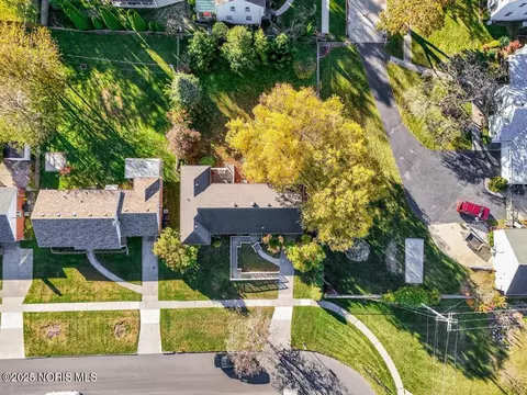 View/Area - 2855 Castleton Ave, Toledo, OH 43613 photo 11 of 11