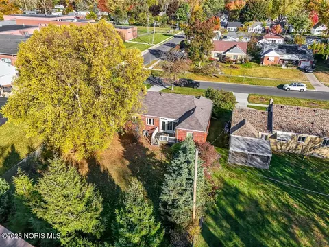 View/Area - 2855 Castleton Ave, Toledo, OH 43613 photo 8 of 11