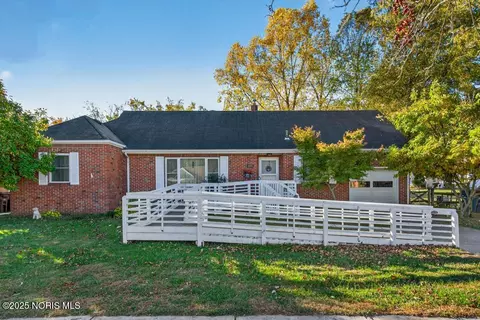 2855 Castleton Ave, Toledo, OH 43613