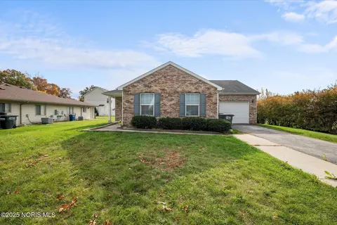 4415 Angola Rd, Toledo, OH 43615