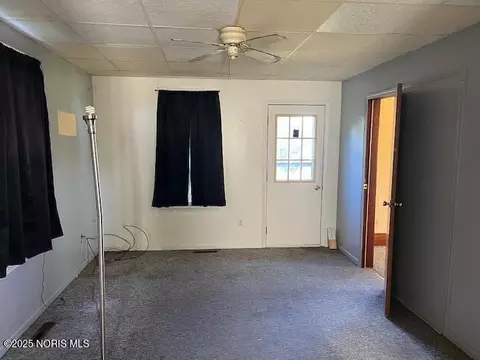 110 Hinkle St, Lyons, OH 43533 photo 5