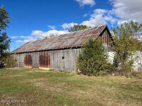 110 Hinkle St, Lyons, OH 43533 photo 8