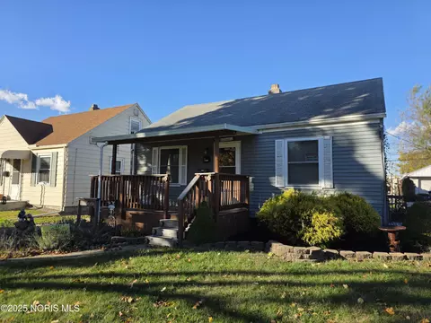 7 E Capistrano Ave, Toledo, OH 43612